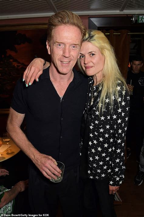 alison mosshart wife